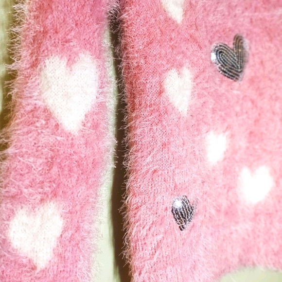 SO Fuzzy Sweater - Picture 4 of 6